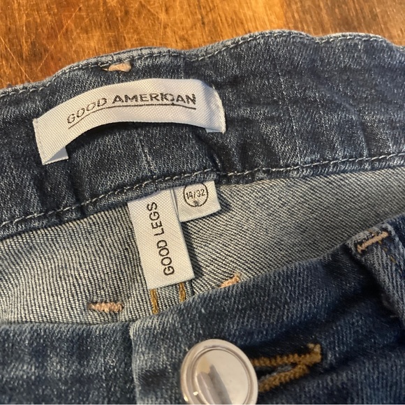 Good American Good Legs High Rise Skinny Jeans, Size 32, fit like 8/10 - Picture 6 of 8